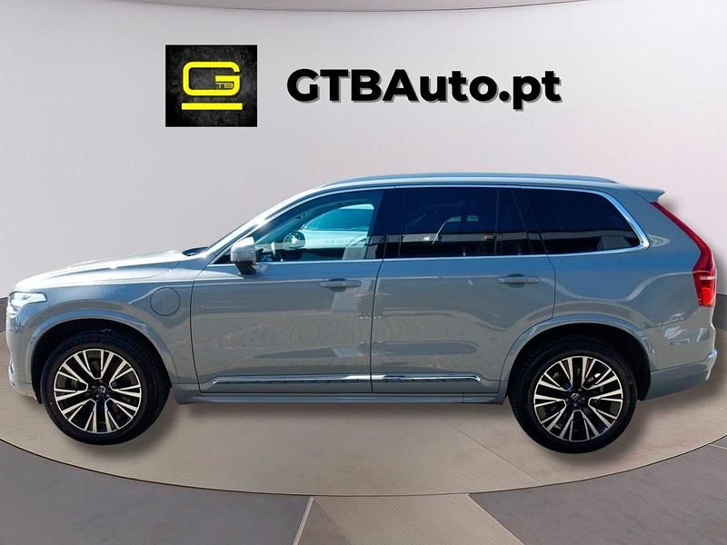 Cinza Usado 2024 Volvo XC90 SUV | € 66.900 - Imagem 1/4