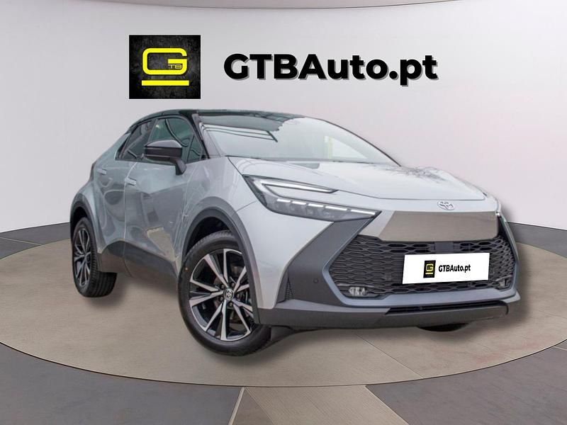 Cinza Usado 2024 Toyota C-HR Team SUV | € 33.999 (Caro) - Imagem 1/4