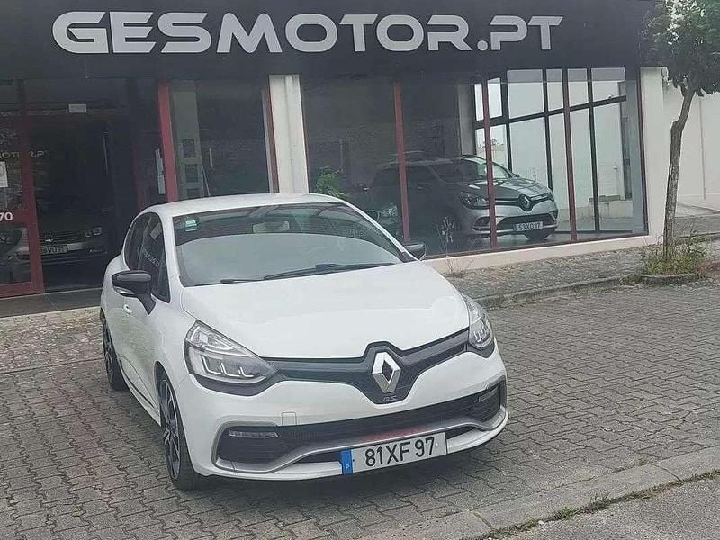 Branco Usado 2016 Renault Clio IV Trophy Citadino | € 19.990 - Imagem 1/4