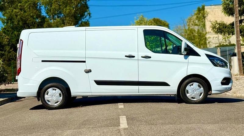 Usado Ford Transit Custom 130 HP (95 kW) 2022 Branco