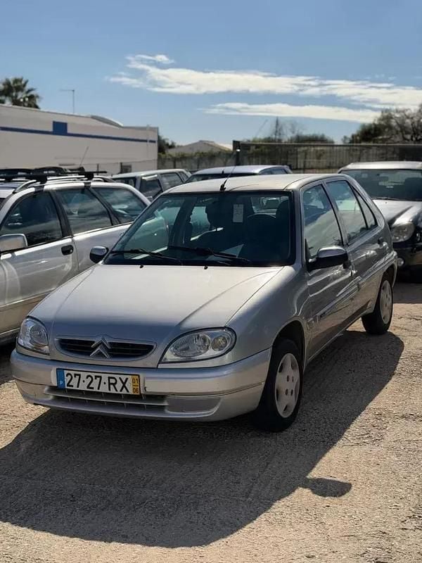 Cinzento Usado 2001 Citroën Saxo Citadino | € 2.900 (Preço elevado) - Imagem 1/4