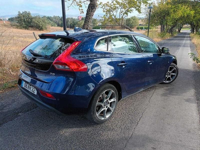 Usado 2015 Volvo V40 Ocean Race Carrinha | € 12.250 (Super Preço) - Imagem 1/4