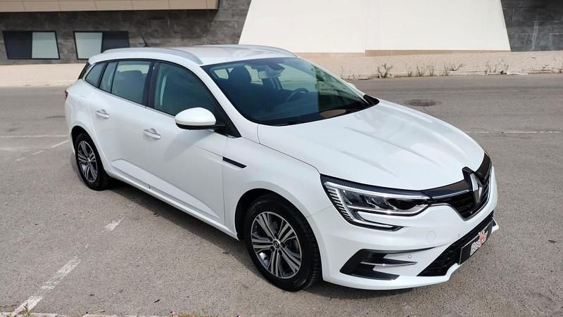 Branco Usado 2022 Renault Mégane IV | € 19.950 (Preço justo) - Imagem 1/4