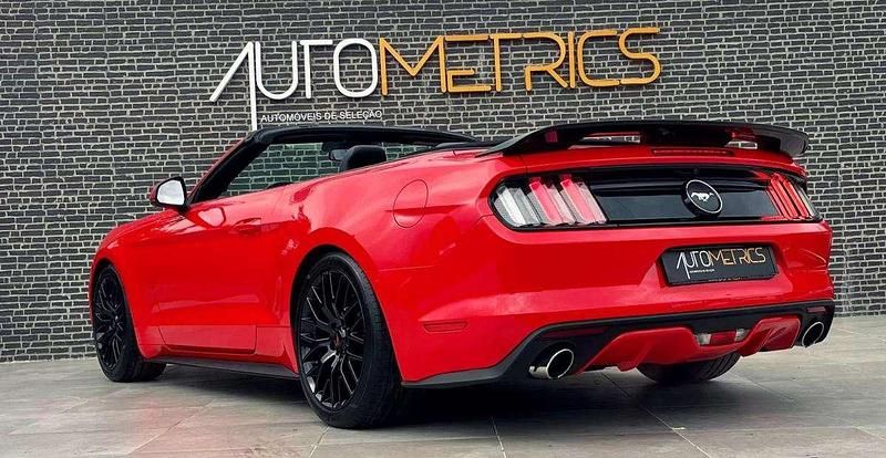 Usado Ford Mustang 314 HP (230 kW) 2015 Vermelho Cabrios