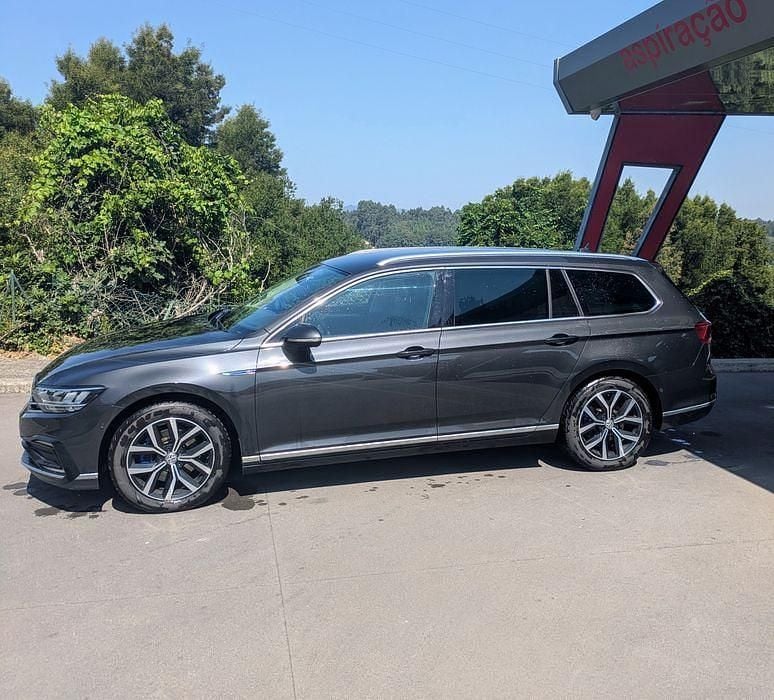 Usado VW Passat GTE 220 HP (161 kW) 2020 Sedan