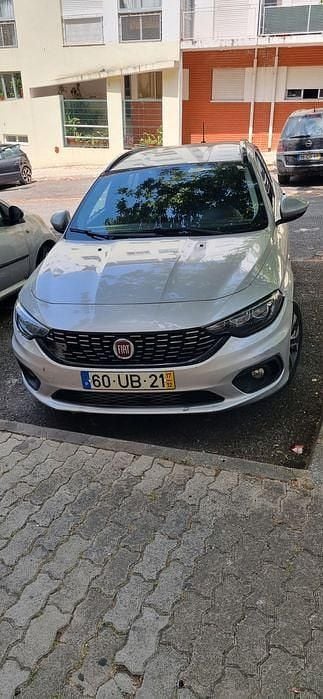 Usado 2017 Fiat Tipo Sedan | € 4.000 (Preço justo) - Imagem 1/4