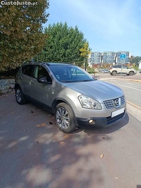 Branco Usado 2009 Nissan Qashqai SUV | € 6.500 (Bom preço) - Imagem 1/1