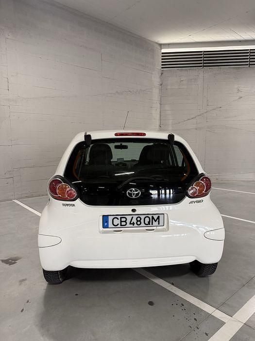 Usado Toyota Aygo 70 HP (51 kW) 2014 Citadino