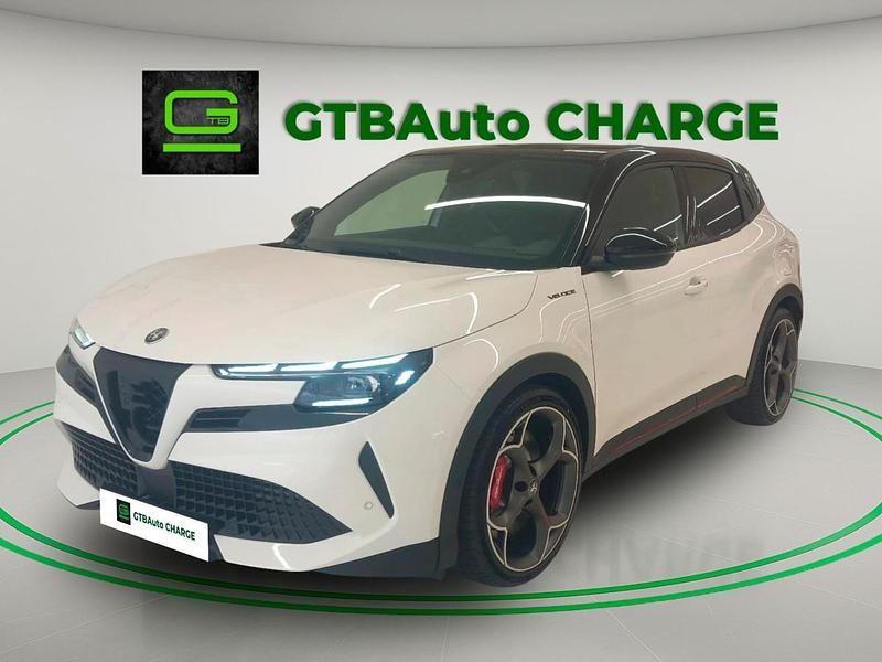 Branco Usado 2025 Alfa Romeo Junior Veloce SUV | € 51.499 (Preço elevado) - Imagem 1/4