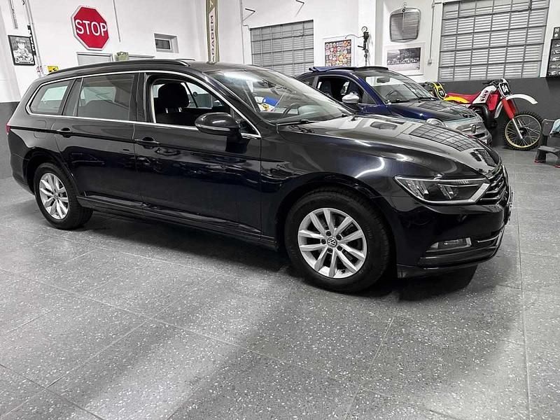 Usado VW Passat 150 HP (110 kW) 2016 Preto Carrinha