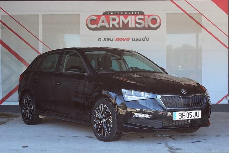 Preto Usado 2023 Skoda Scala Ambition Citadino | € 15.400 (Preço justo) - Imagem 1/4
