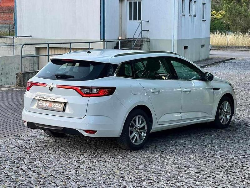 Usado Renault Mégane IV 110 HP (80 kW) 2019 Branco Carrinha