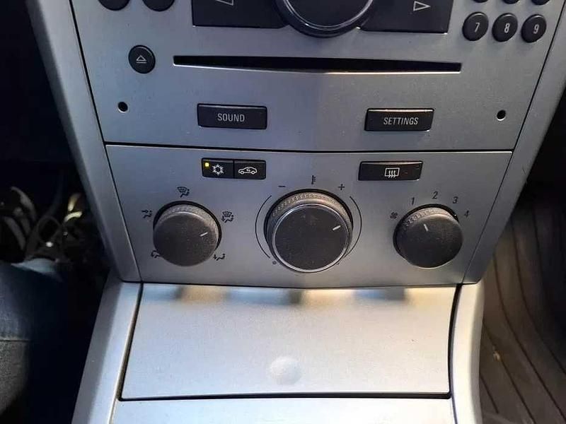 Usado 2007 Opel Astra GTC | € 3.500 (Preço elevado) - Imagem 1/4