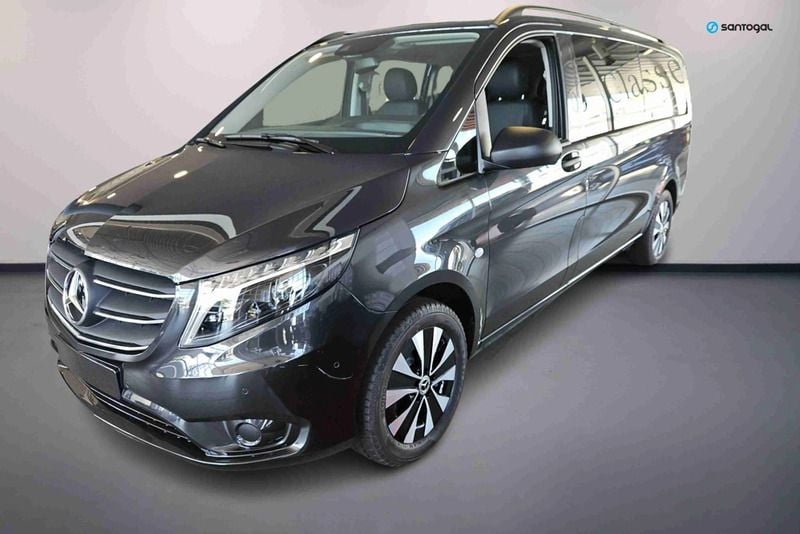 Cinzento Novo 2024 Mercedes Vito Monovolume | € 78.900 - Imagem 1/2