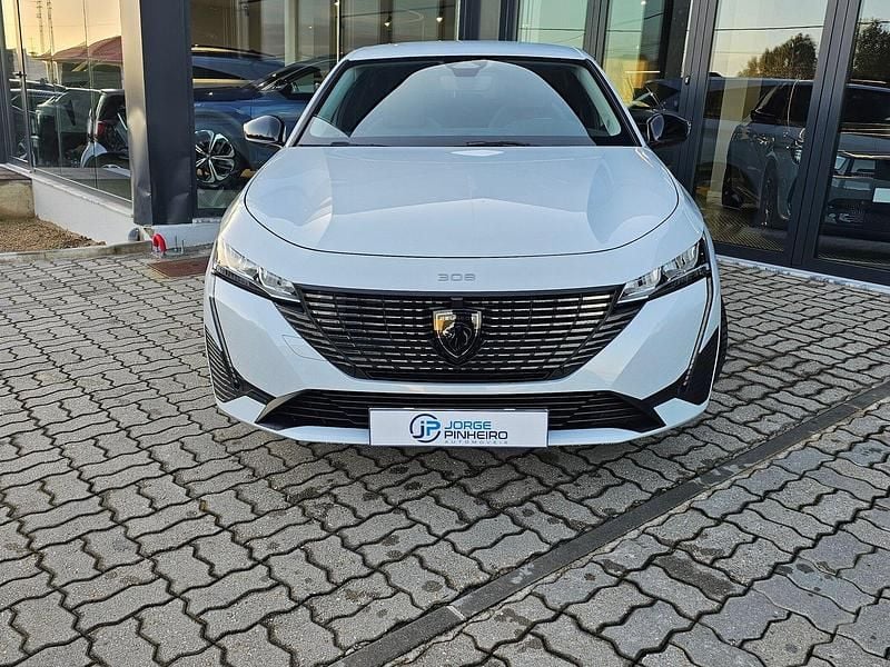 Usado Peugeot 308 Allure 145 HP (106 kW) 2025 Branco Carrinha