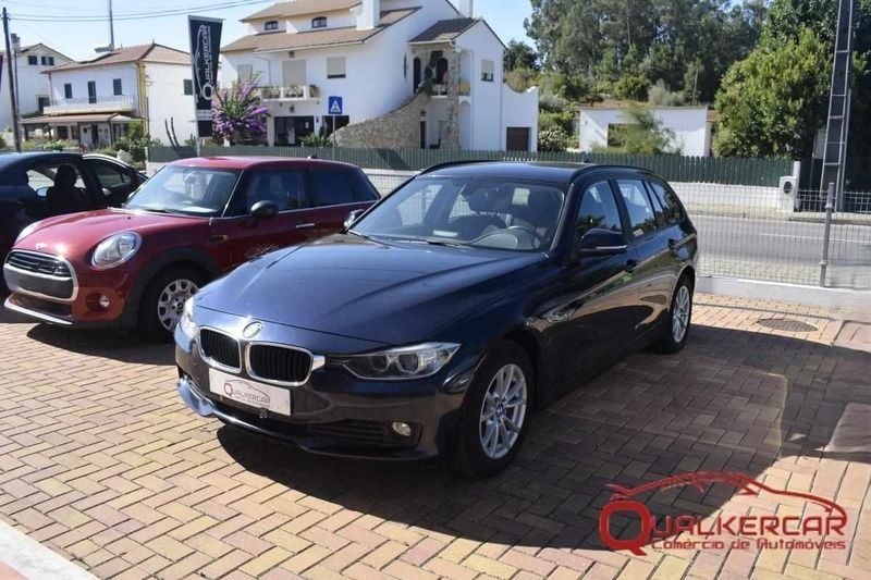 Azul Usado 2015 BMW 320 Carrinha | € 21.750 (Preço justo) - Imagem 1/4