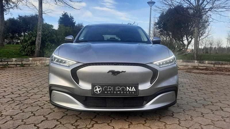 Usado Ford Mustang Standard Range 300 HP (220 kW) 2021 Cinzento Citadino