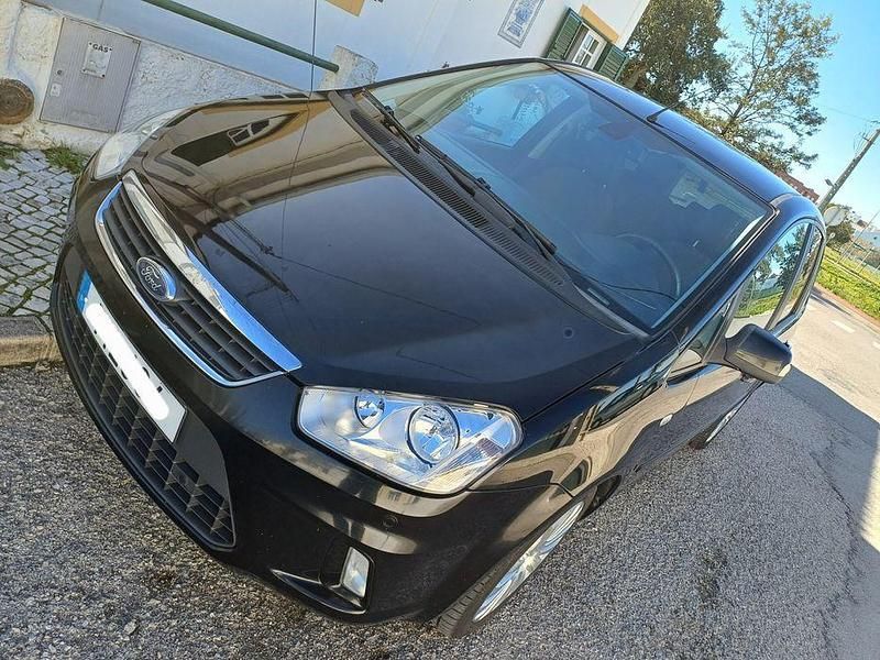 Usado 2011 Ford C-MAX Titanium Monovolume | € 5.000 - Imagem 1/4