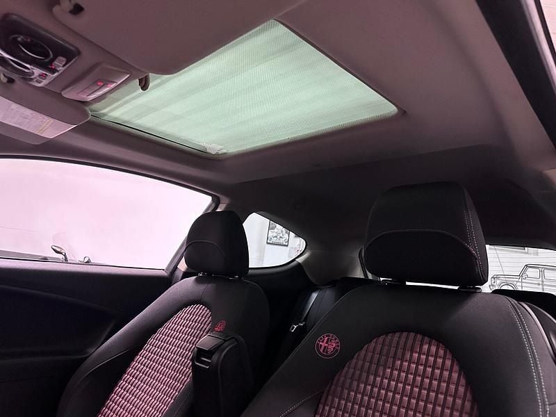 Usado Alfa Romeo MiTo Progression 95 HP (69 kW) 2010 Branco Citadino