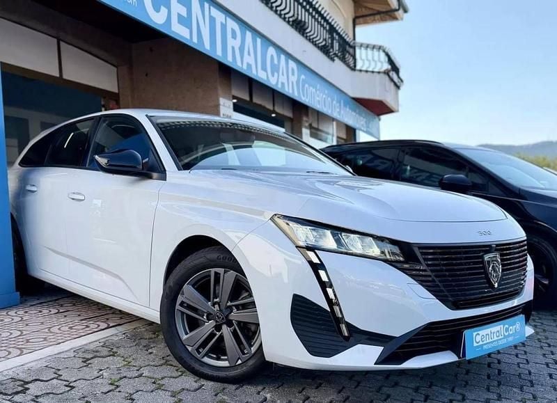 Branco Usado 2024 Peugeot 308 Active Carrinha | € 21.950 (Super Preço) - Imagem 1/4