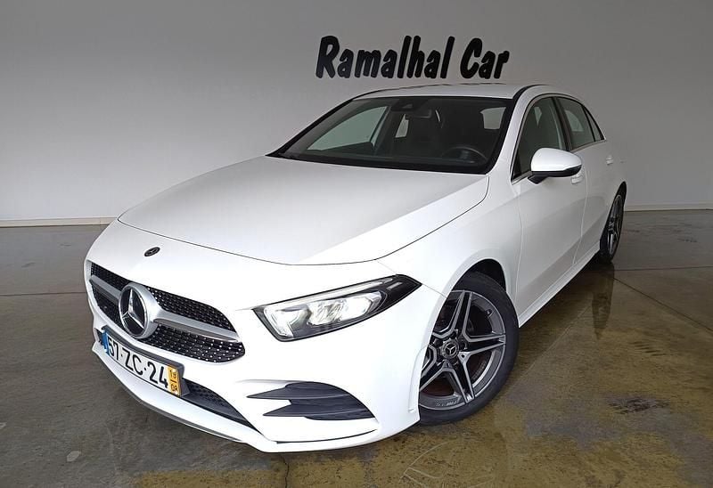 Branco Usado 2019 Mercedes A200 AMG line Sedan | € 24.900 (Preço elevado) - Imagem 1/4
