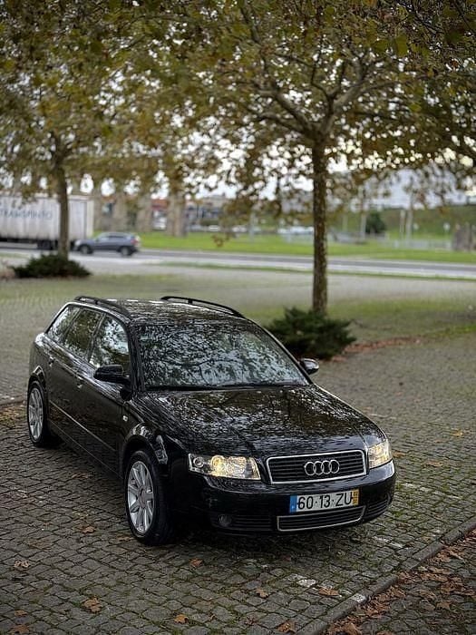 Usado 2002 Audi A4 S-Line Sedan | € 4.300 (Bom preço) - Imagem 1/4