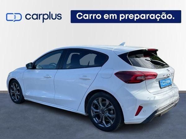 Usado Ford Focus ST-Line 125 HP (91 kW) 2023 Branco