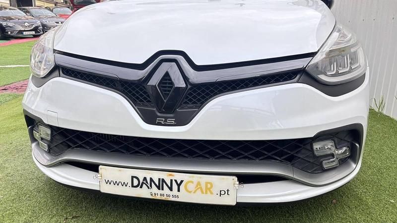 Usado Renault Clio IV 220 HP (161 kW) 2017 Branco