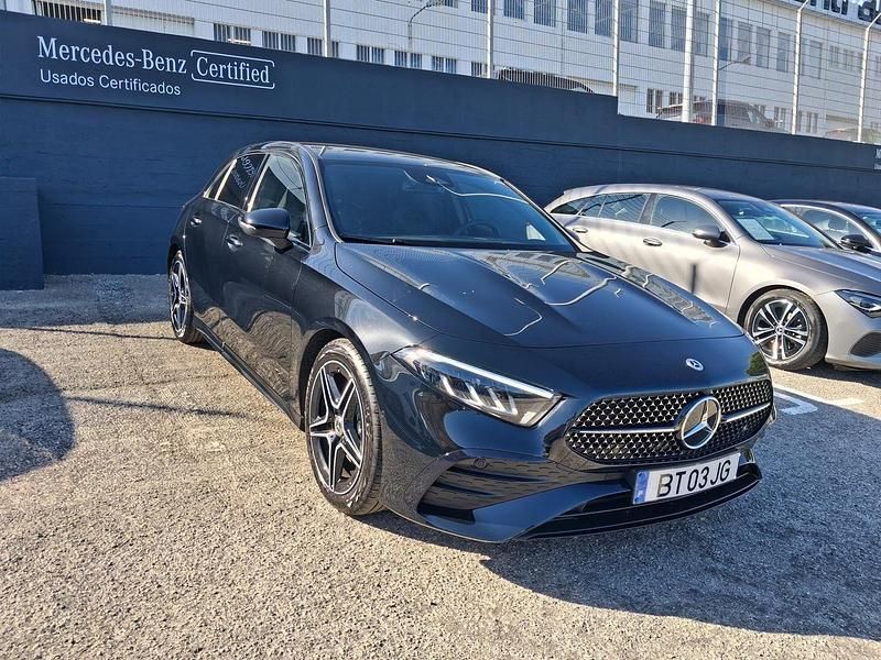 Usado Mercedes A180 AMG line 116 HP (85 kW) 2025 Preto Sedan