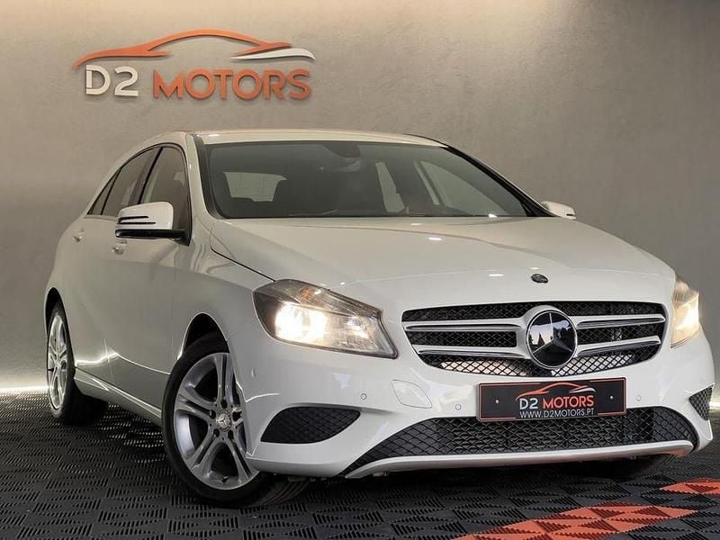 Usado 2014 Mercedes A180 Urban Sedan | € 17.250 (Caro) - Imagem 1/4