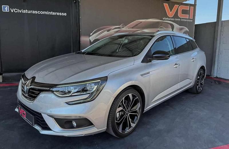 Usado Renault Mégane GrandTour 116 HP (85 kW) 2020 Cinzento Carrinha