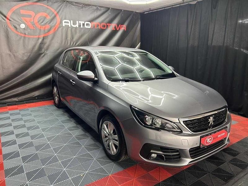 Cinzento Usado 2019 Peugeot 308 | € 11.990 (Preço justo) - Imagem 1/4