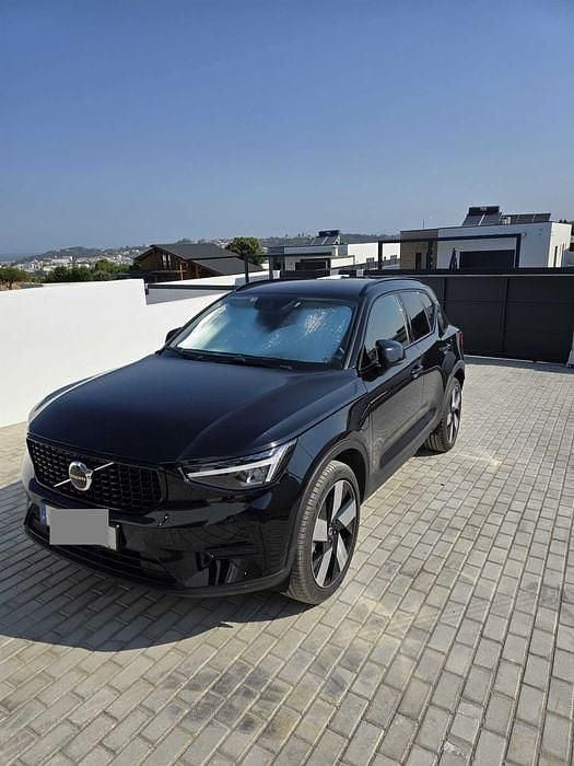 Usado 2023 Volvo XC40 Plus SUV | € 39.000 (Preço elevado) - Imagem 1/4