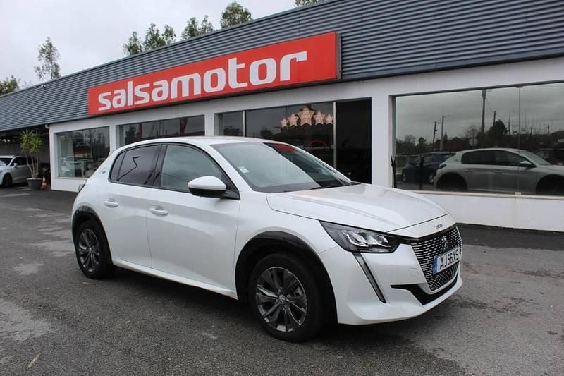 Usado Peugeot e-208 100 kW (136 HP) 2021 Branco Citadino