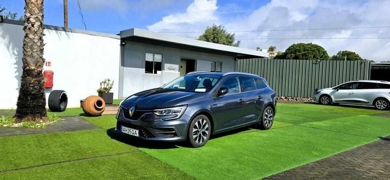 Cinzento Usado 2021 Renault Mégane IV Citadino | € 16.800 (Bom preço) - Imagem 1/4