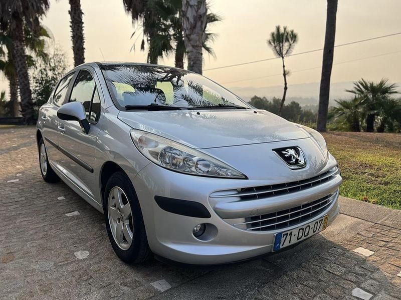 Usado Peugeot 207 2007 Sedan