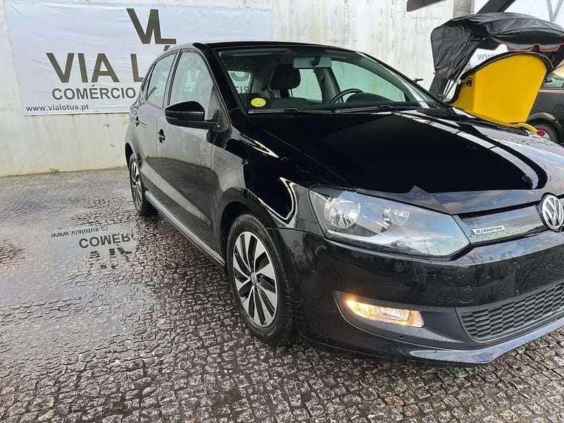 Usado VW Polo 75 HP (55 kW) 2015 Preto Citadino
