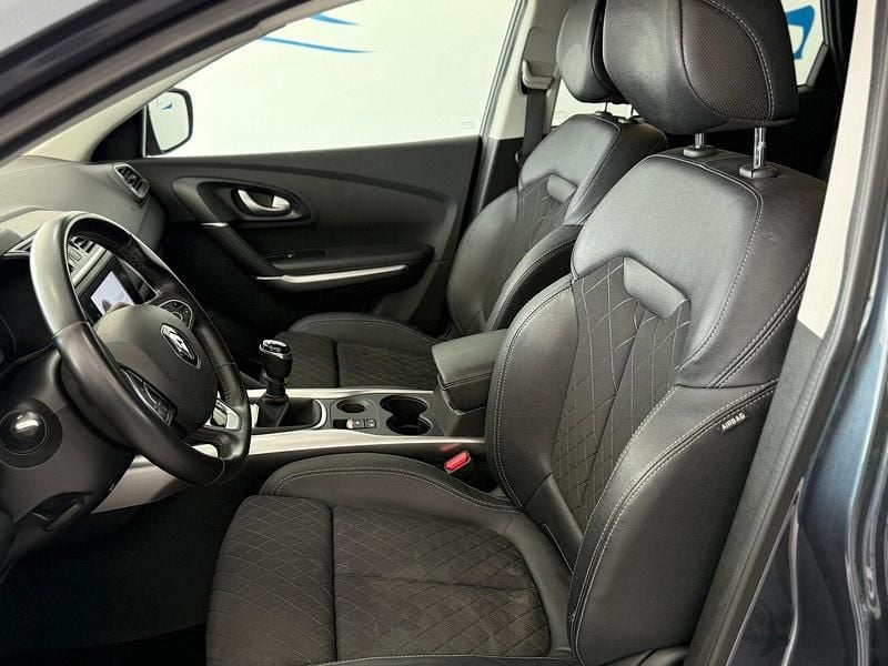 Usado Renault Kadjar Intens 140 HP (102 kW) 2019 Cinzento SUV