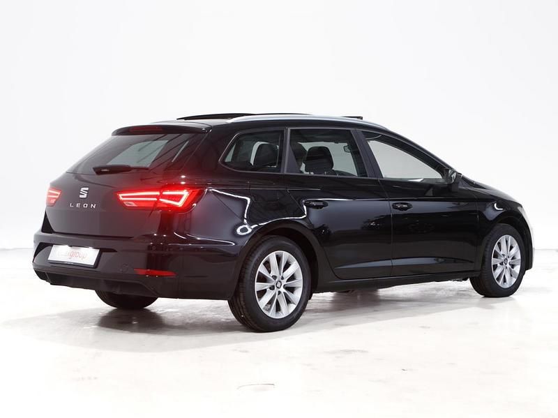 Usado Seat Leon ST 115 HP (84 kW) 2019 Preto Carrinha