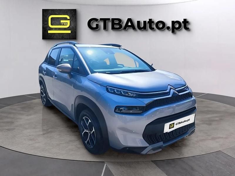 Cinza Usado 2023 Citroën C3 PureTech Citadino | € 17.900 (Preço justo) - Imagem 1/4