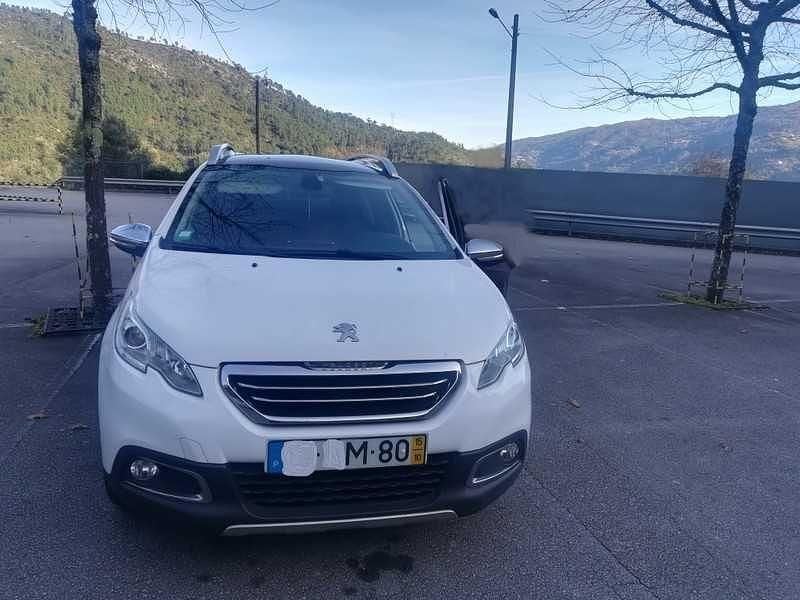 Usado 2015 Peugeot 2008 Allure SUV | € 12.000 (Preço justo) - Imagem 1/4