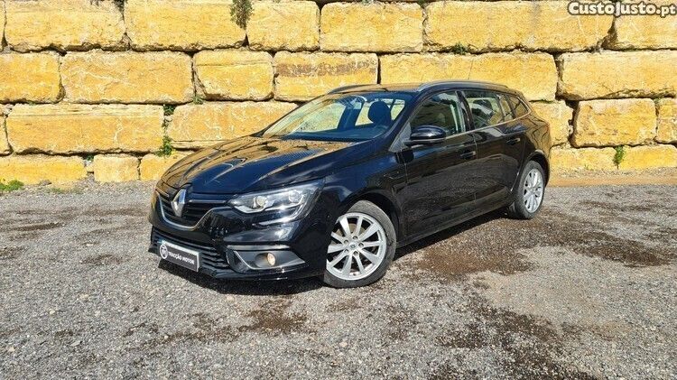Preto Usado 2017 Renault Mégane IV Zen Carrinha | € 12.500 (Caro) - Imagem 1/1