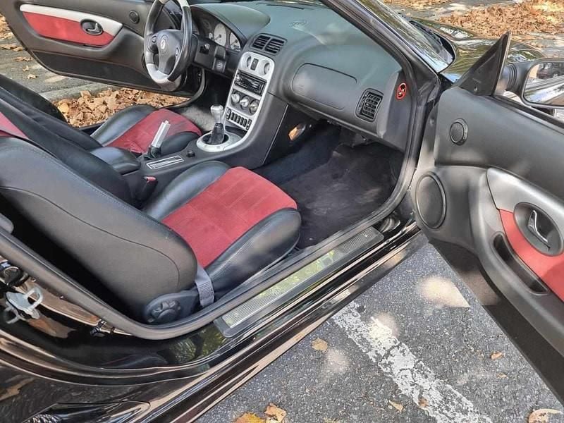 Usado MG TF 116 HP (85 kW) 2004 Preto Cabrios