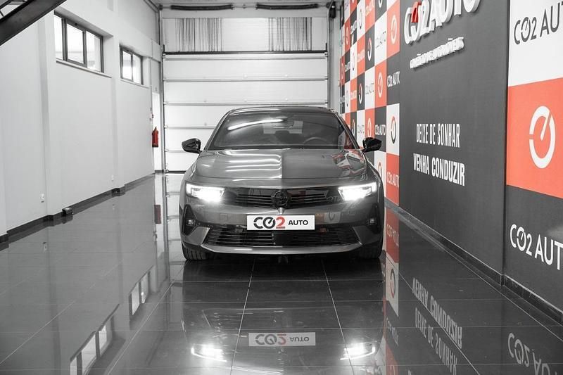 Usado Opel Astra 130 HP (95 kW) 2024 Cinzento