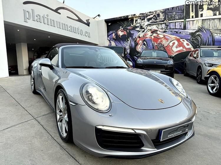 Cinza Usado 2016 Porsche 911 Carrera 4S Cabrios | € 114.948 - Imagem 1/1