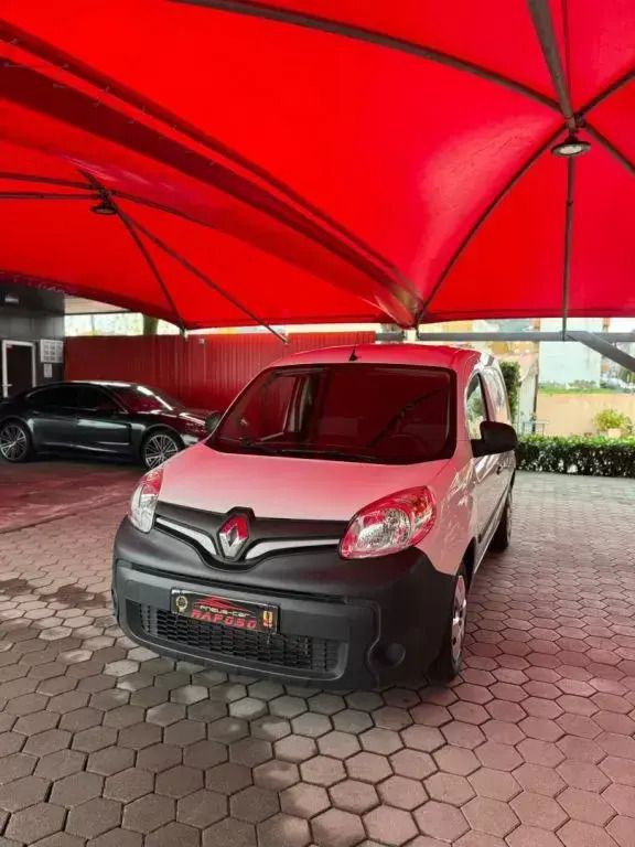 Branco Usado 2020 Renault Kangoo Monovolume | € 13.250 (Preço justo) - Imagem 1/4