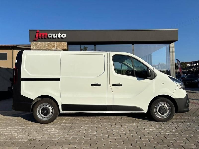 Usado Renault Trafic 90 HP (66 kW) 2014 Branco Monovolume