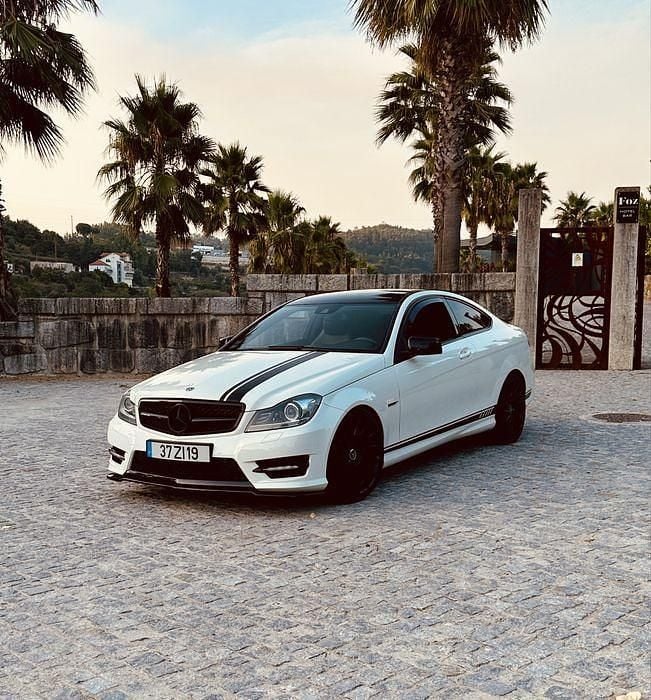 Usado 2011 Mercedes C220 AMG | € 20.500 - Imagem 1/4