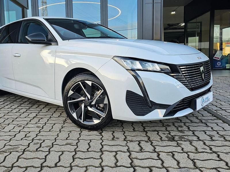 Usado Peugeot 308 Allure 145 HP (106 kW) 2025 Branco Carrinha