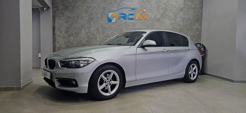 Cinza Usado 2016 BMW 116 Efficient Dynamics Citadino | € 13.900 - Imagem 1/4